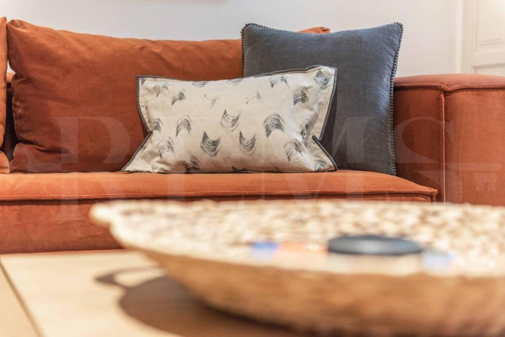 Contemporary Loft In The Historic City Center By Rems مالقة المظهر الخارجي الصورة